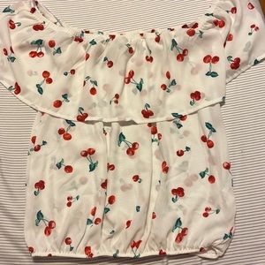 sienna sky off the shoulder cropped top